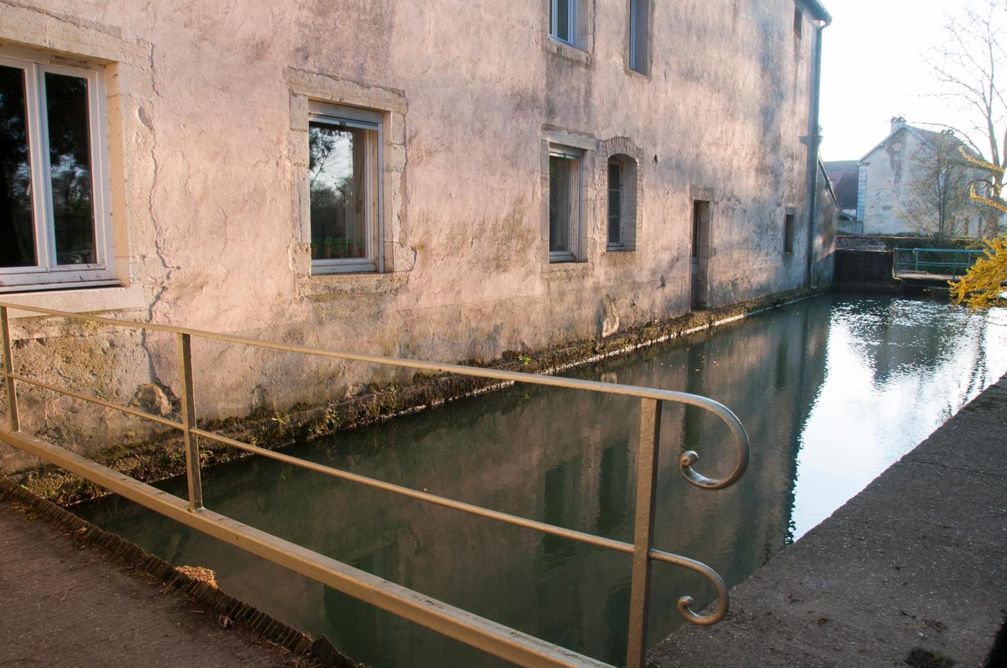 Chambre Independante Dans Le Moulin Pouilly-sur-Vingeanne エクステリア 写真